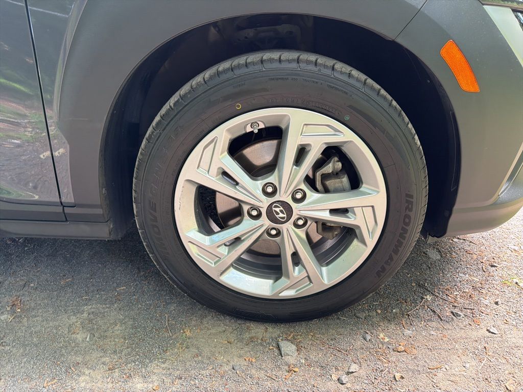2023 Hyundai Kona SEL - Photo 9