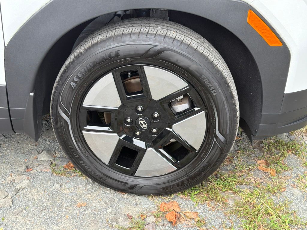 2026 Hyundai Santa Fe SE - Photo 8