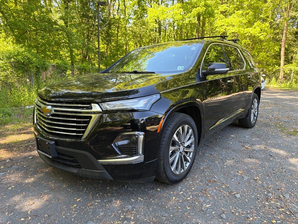 Used 2023 Chevrolet Traverse Premier SUV