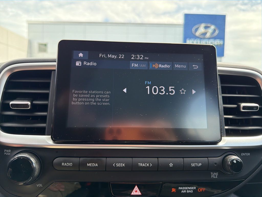 2023 Hyundai Venue SEL - Photo 23