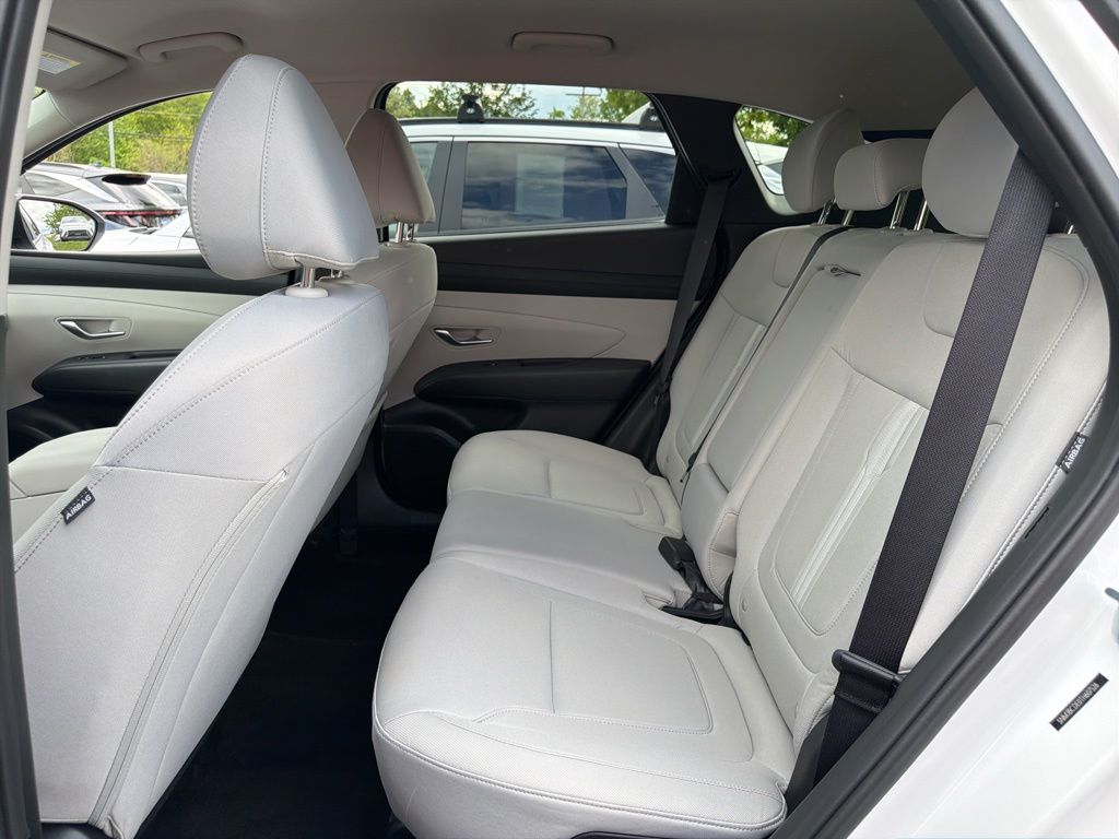 2026 Hyundai Tucson SEL - Photo 14
