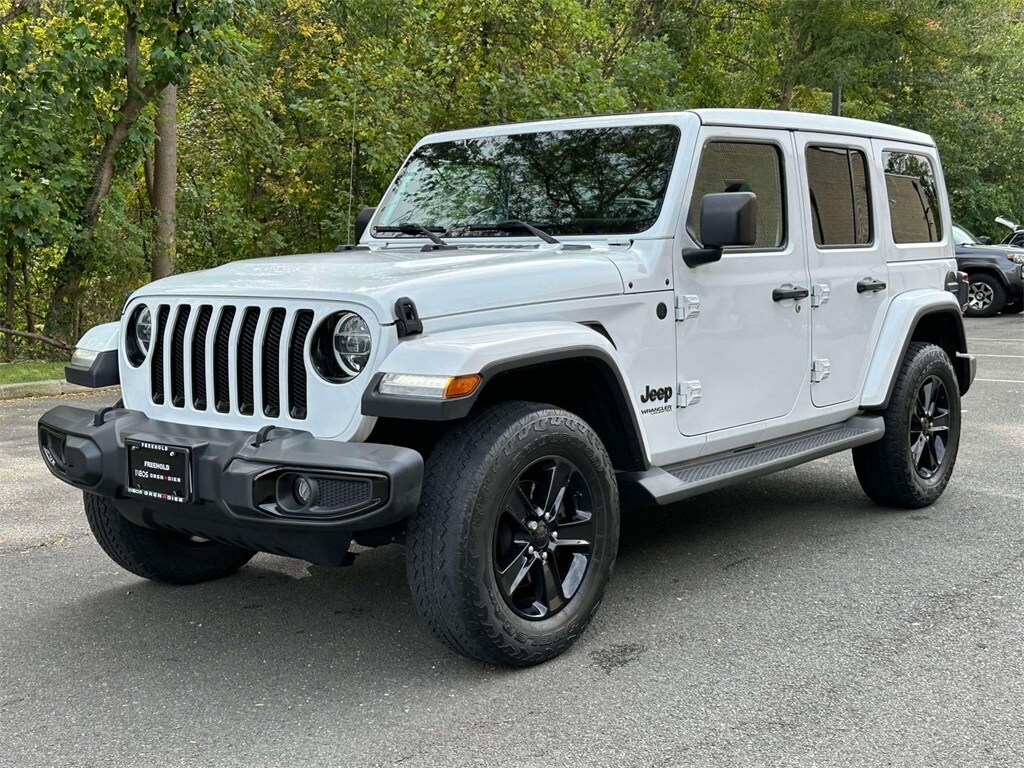 2021 Jeep Wrangler Unlimited Sahara photo 2
