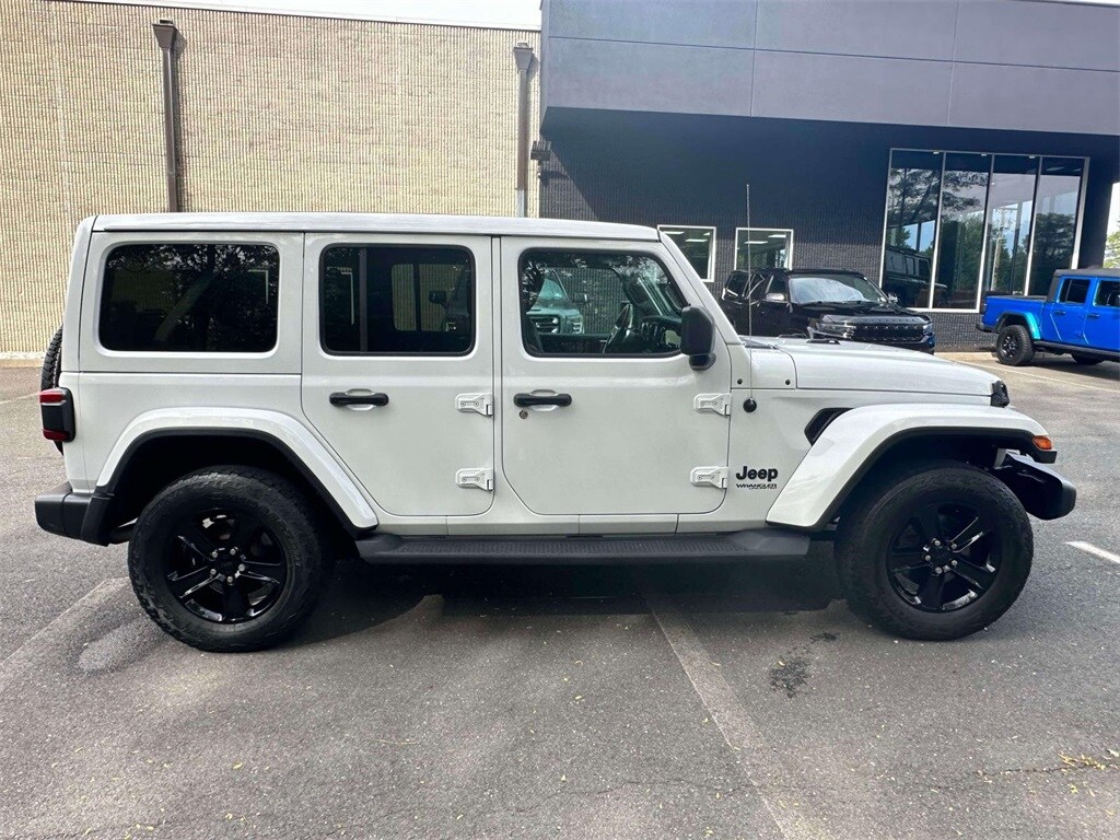 2021 Jeep Wrangler Unlimited Sahara photo 3