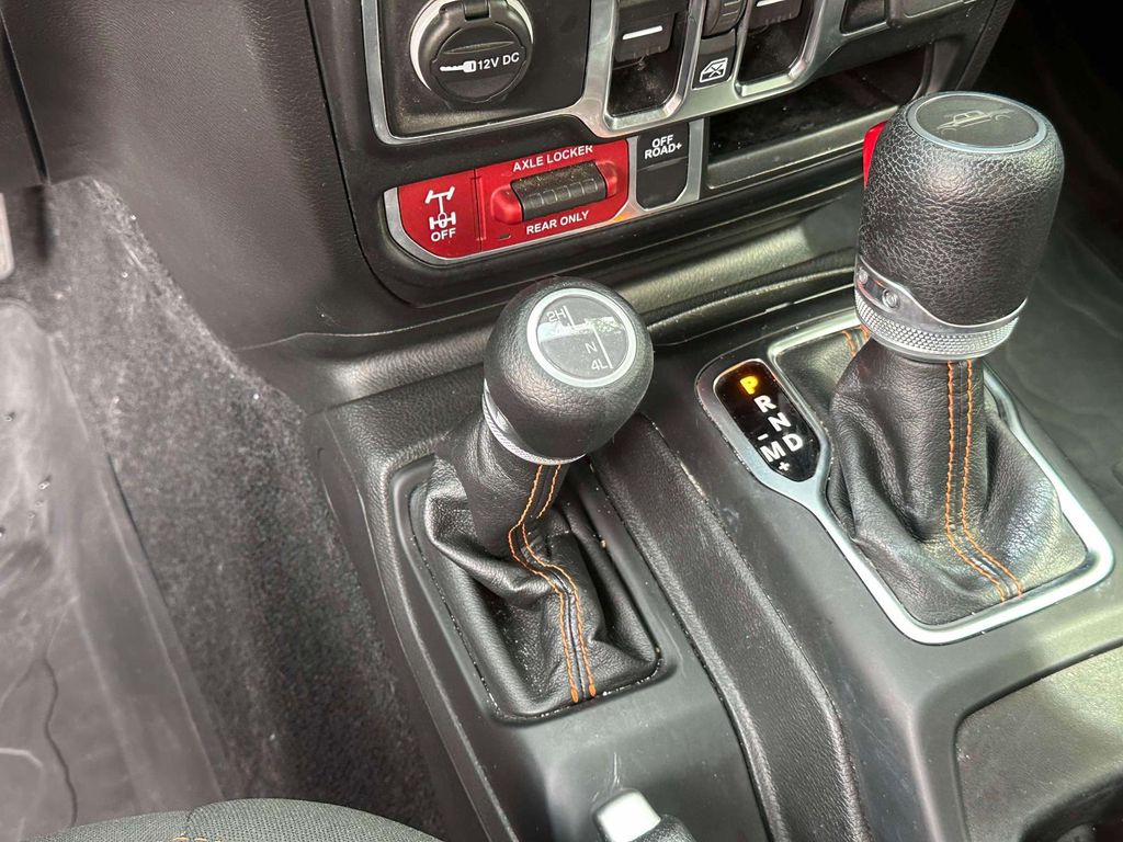 2023 Jeep Gladiator Mojave - Photo 30