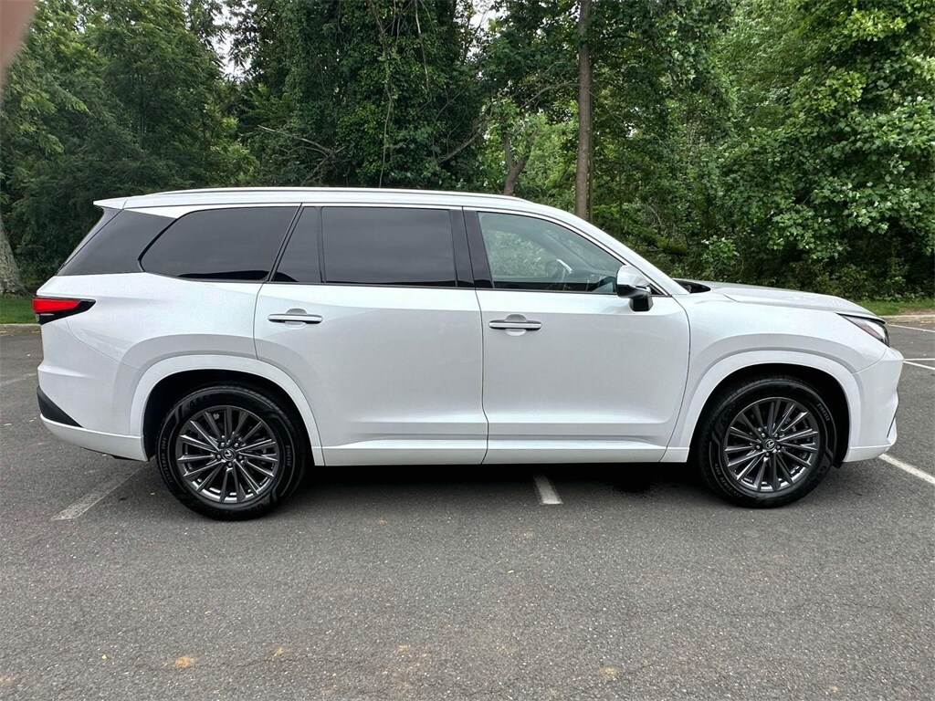 2024 Lexus TX 350 photo 2