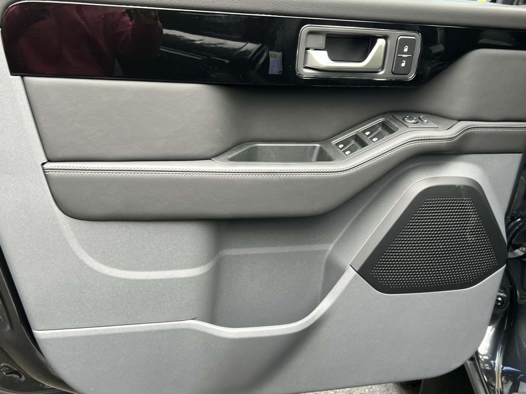 2025 INEOS Grenadier Fieldmaster Edition - Photo 15