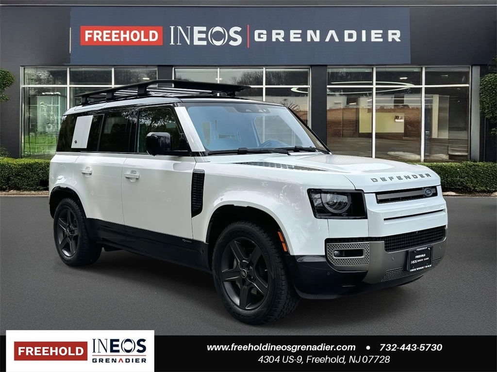 2021 Land Rover Defender X-Dynamic SE's photo