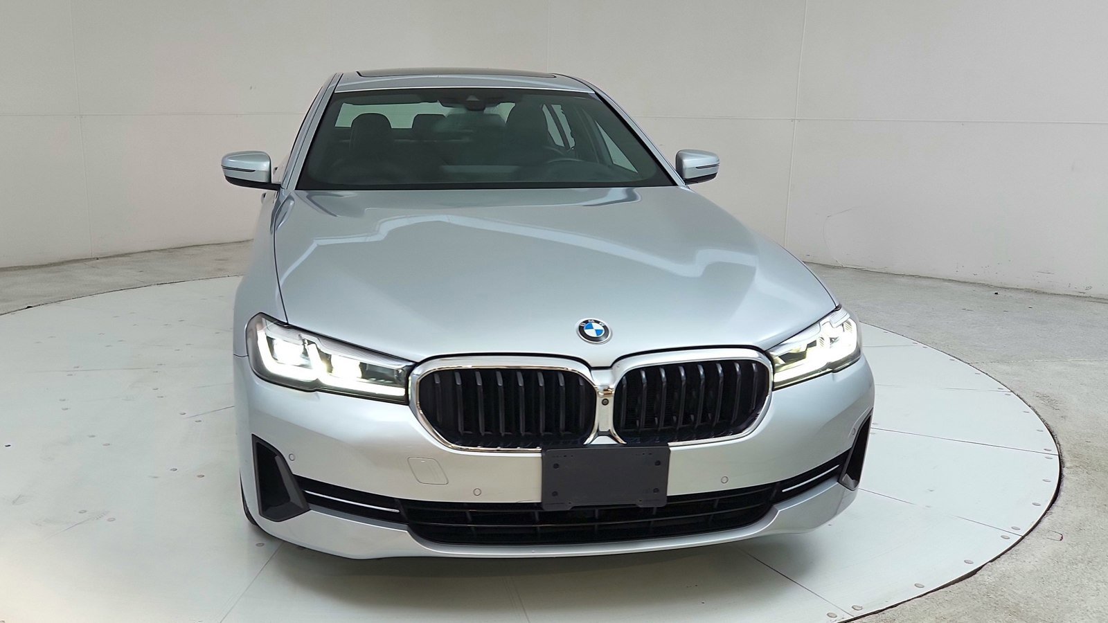 Used 2021 BMW 5 Series 530i with VIN WBA13BJ08MCF19548 for sale in Freehold, NJ