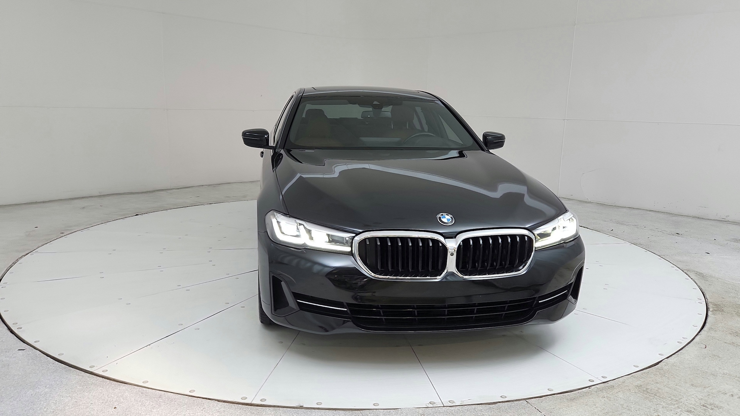 Used 2021 BMW 5 Series 530i with VIN WBA53BH09MCF06718 for sale in Freehold, NJ