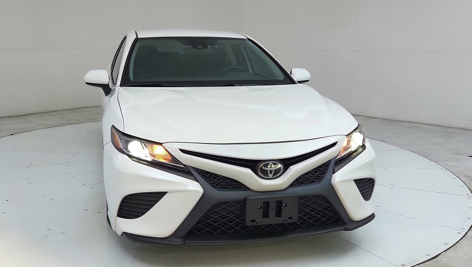 Used 2020 Toyota Camry SE with VIN 4T1G11AK9LU887804 for sale in Freehold, NJ