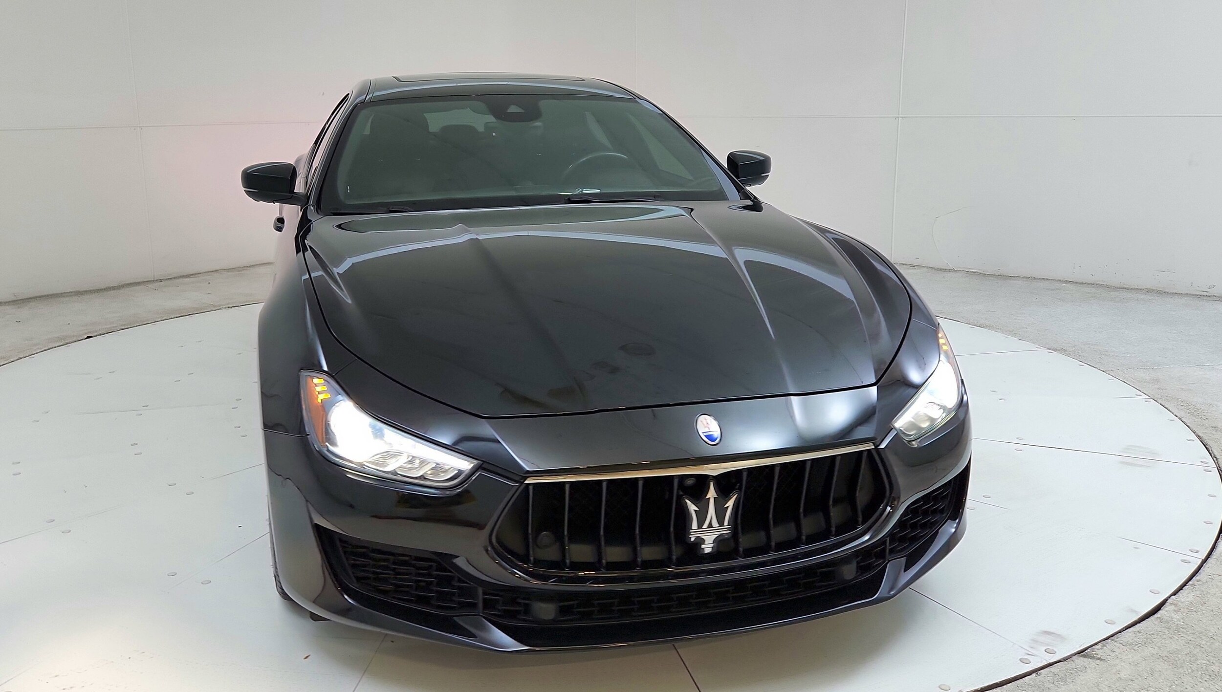 Used 2020 Maserati Ghibli S with VIN ZAM57YTA6L1353938 for sale in Freehold, NJ