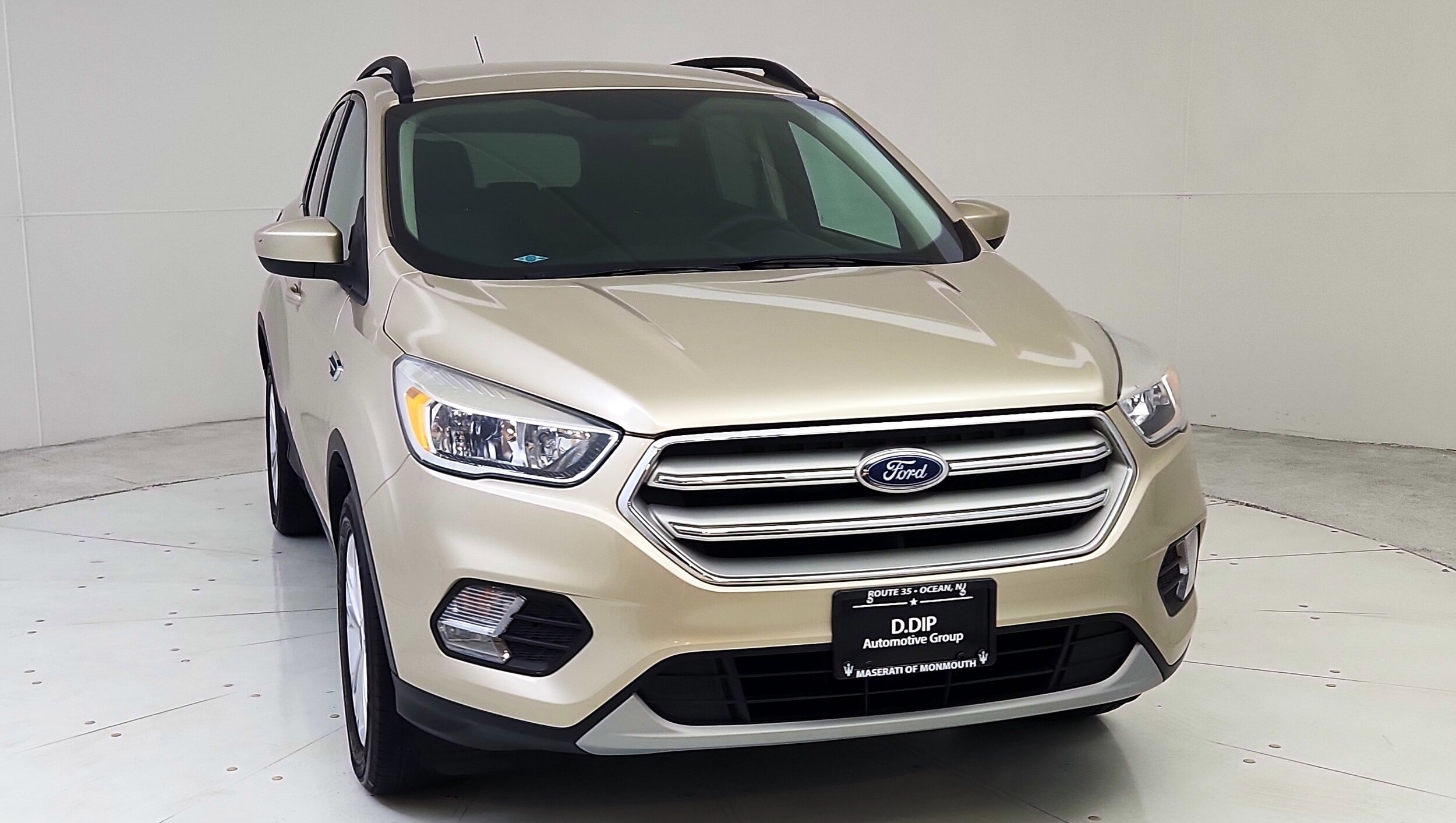 Used 2018 Ford Escape SE with VIN 1FMCU0GD2JUB22701 for sale in Freehold, NJ