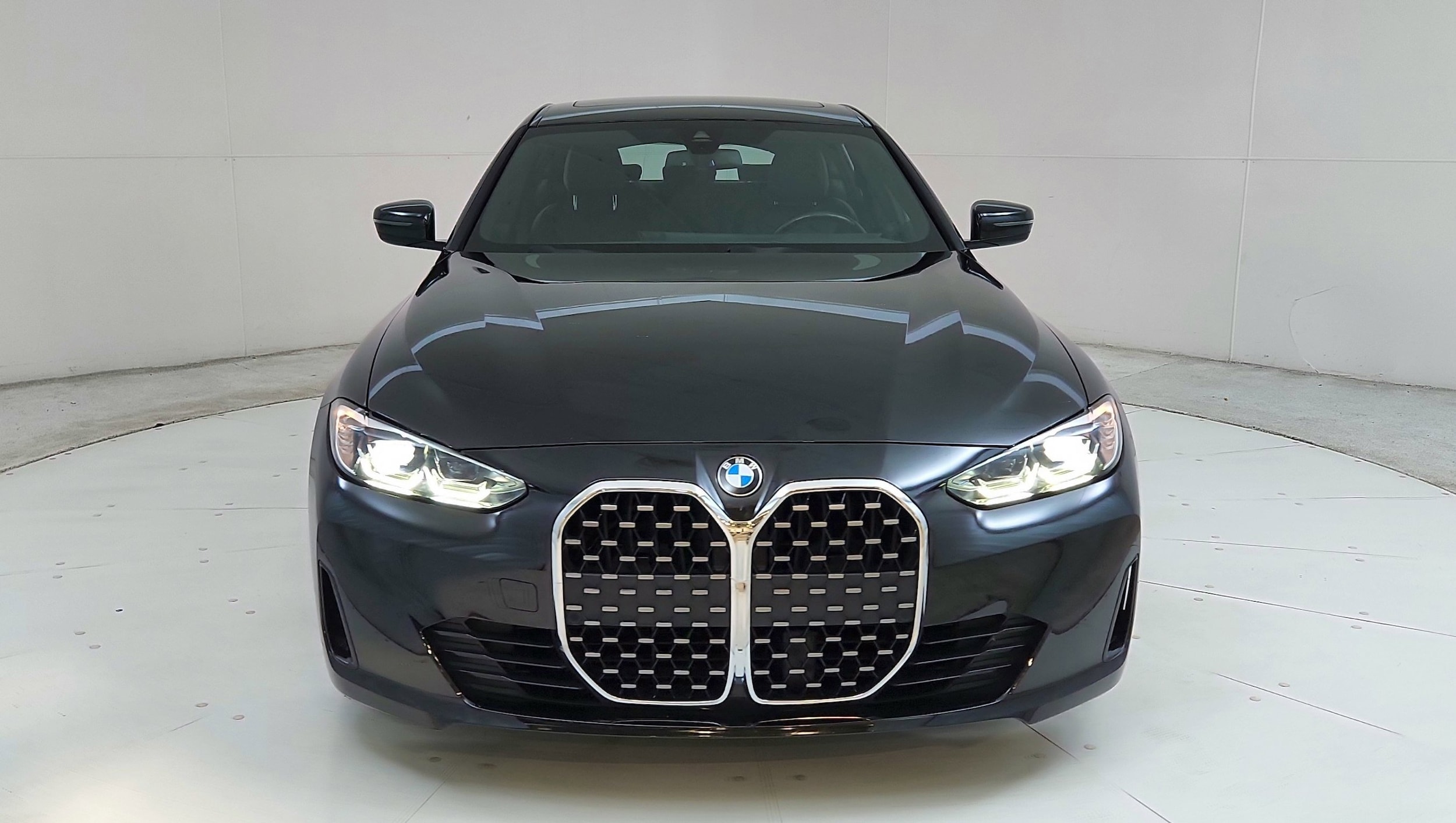 Used 2024 BMW 4 Series 430i with VIN WBA63AV00RFR53329 for sale in Freehold, NJ