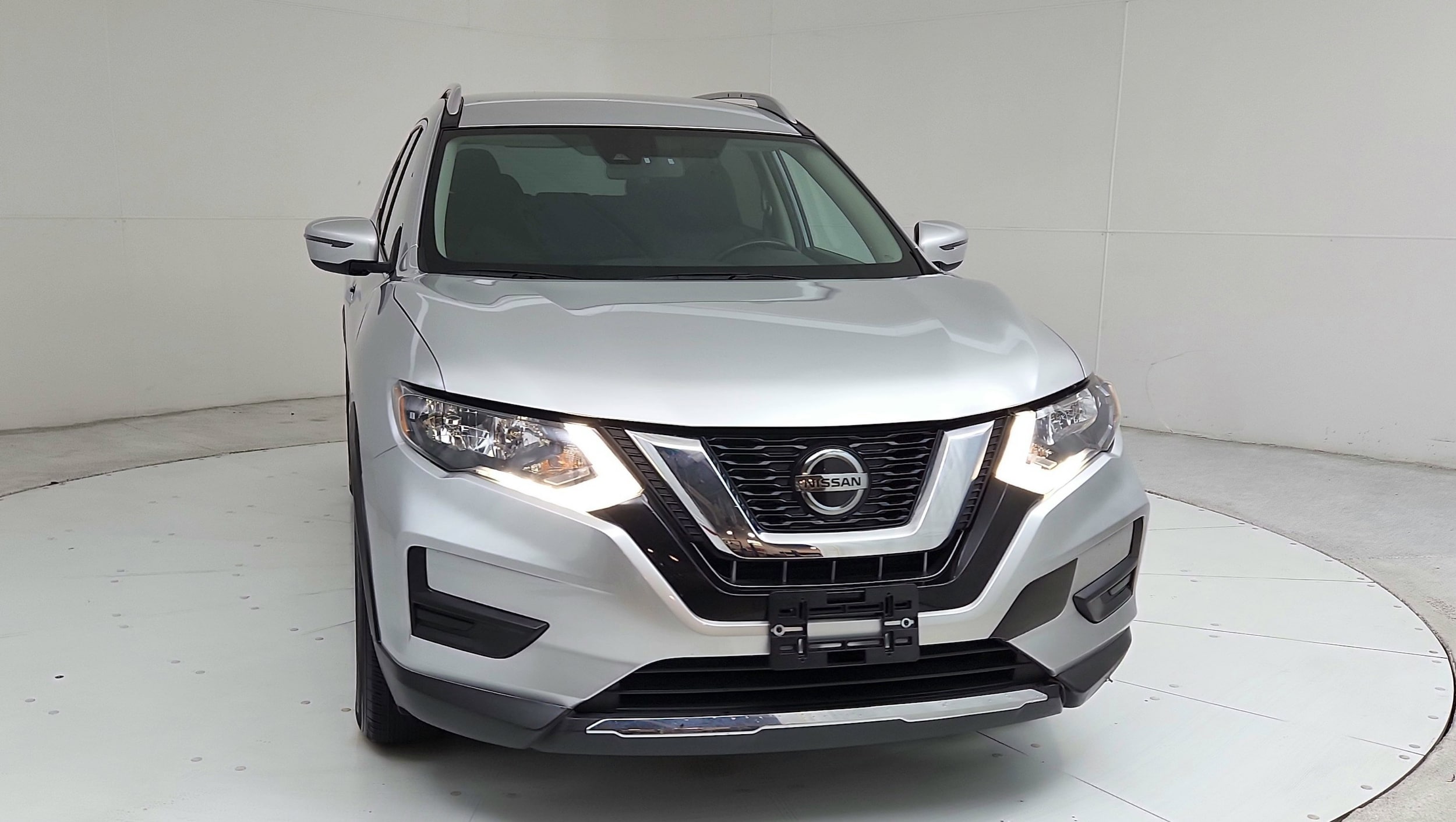 Used 2020 Nissan Rogue SV with VIN JN8AT2MV3LW107479 for sale in Freehold, NJ