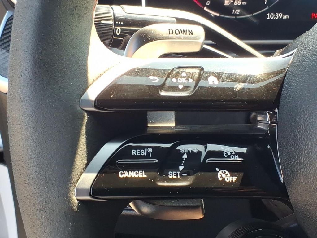 2025 Mercedes-Benz CLE AMG 53 - Photo 10