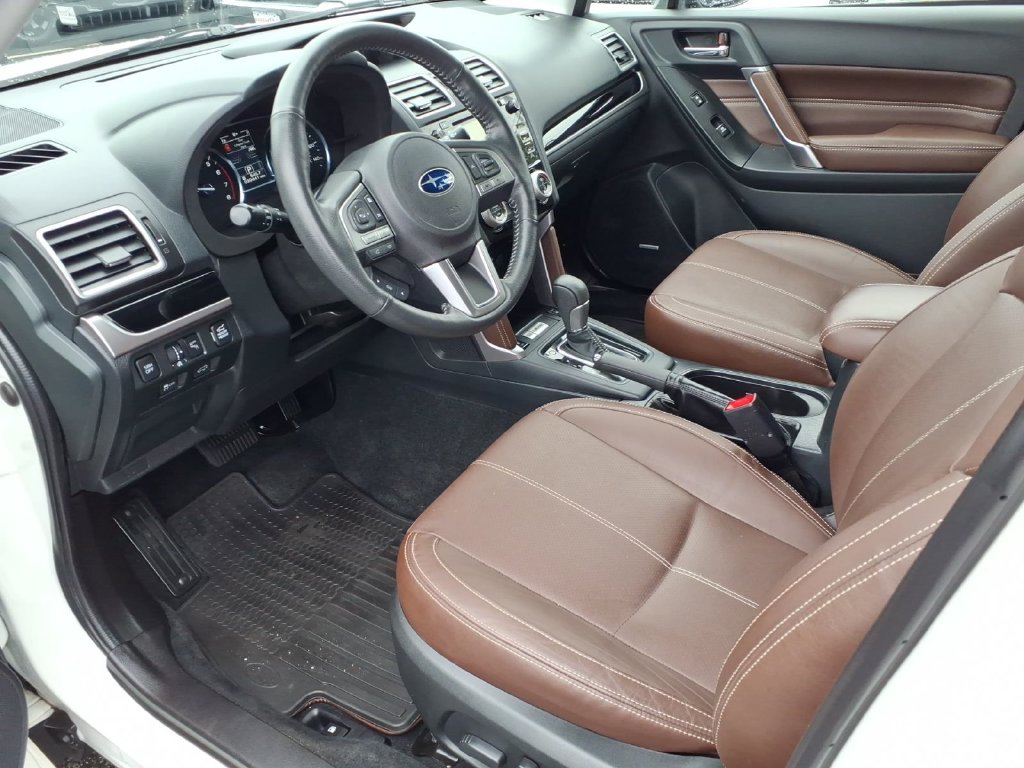 2018 Subaru Forester Touring - Photo 13