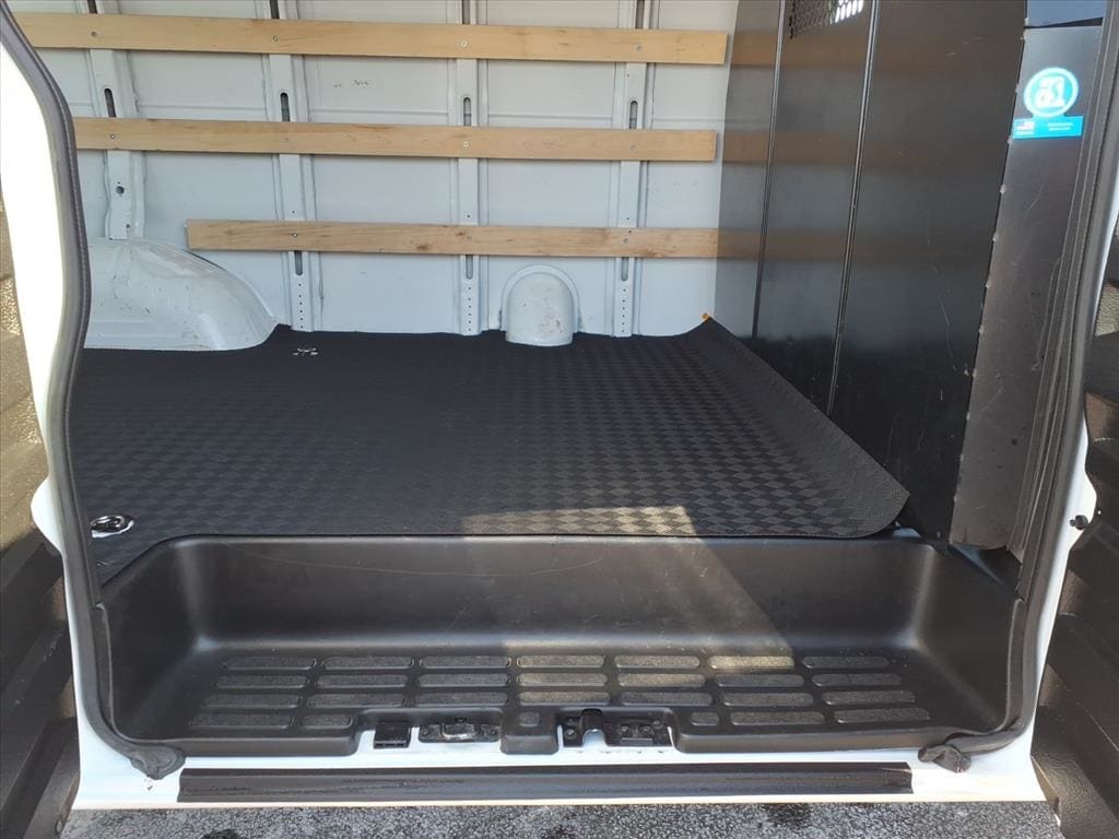 2024 GMC Savana Cargo Work Van - Photo 11