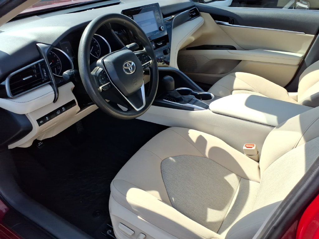 2022 Toyota Camry LE - Photo 13