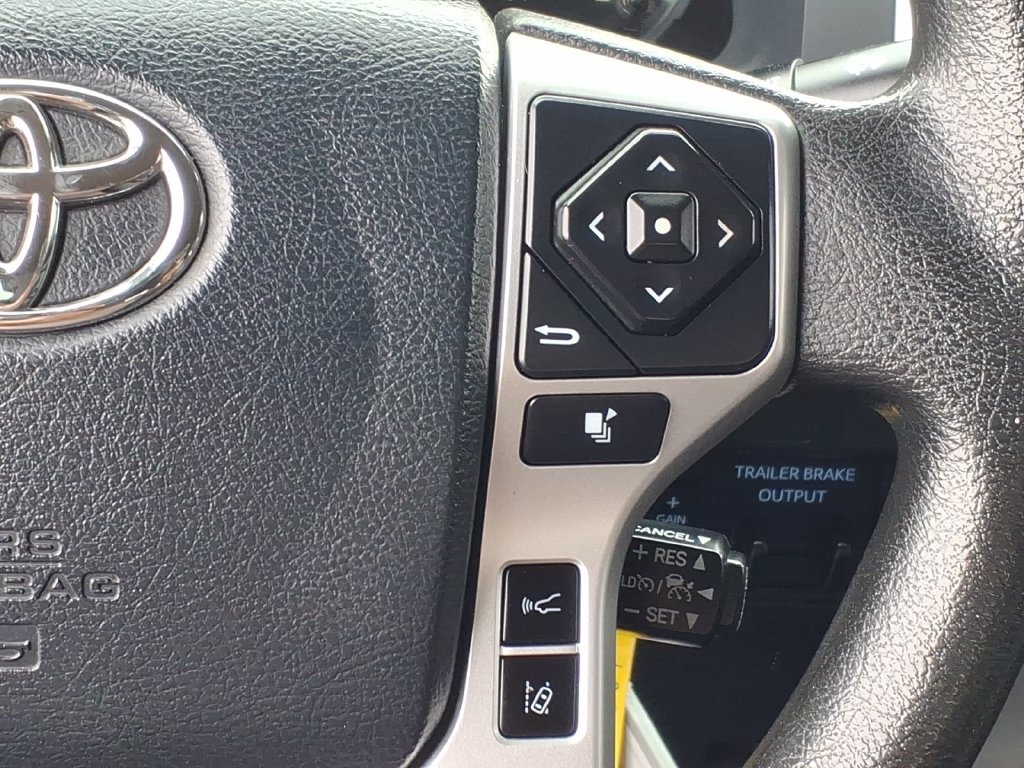 2020 Toyota Tundra SR5 - Photo 10