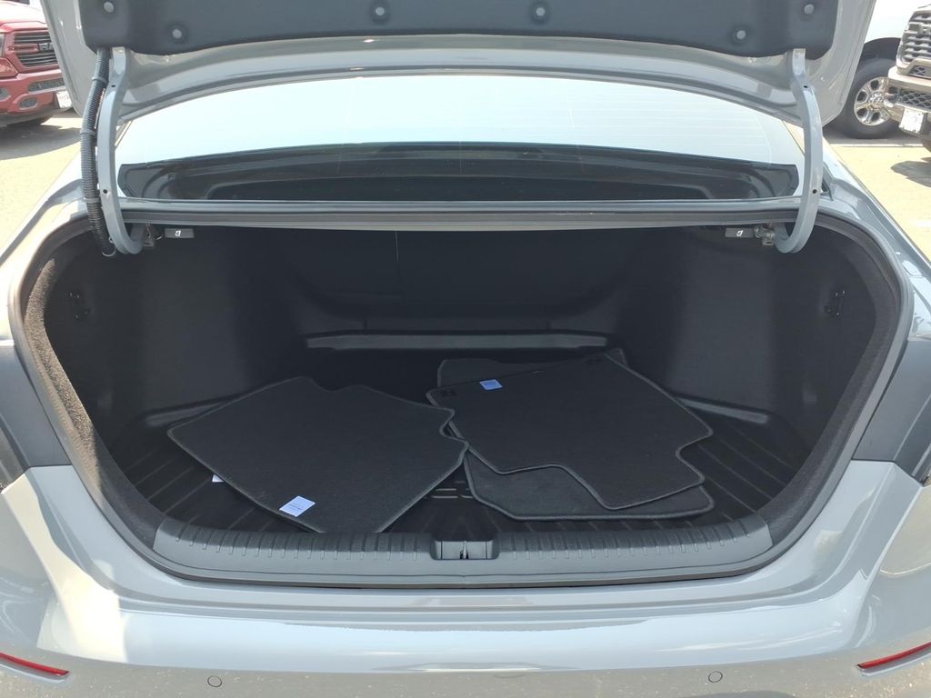 2025 Honda Accord Hybrid Touring - Photo 19