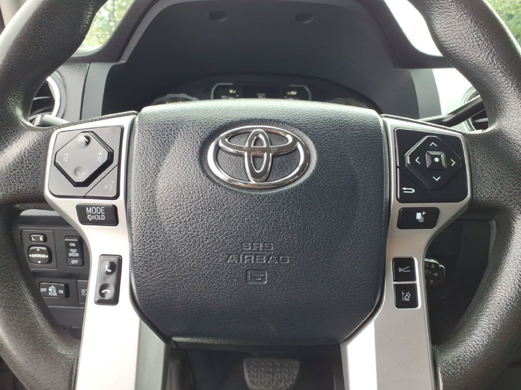 2020 Toyota Tundra SR5 - Photo 6