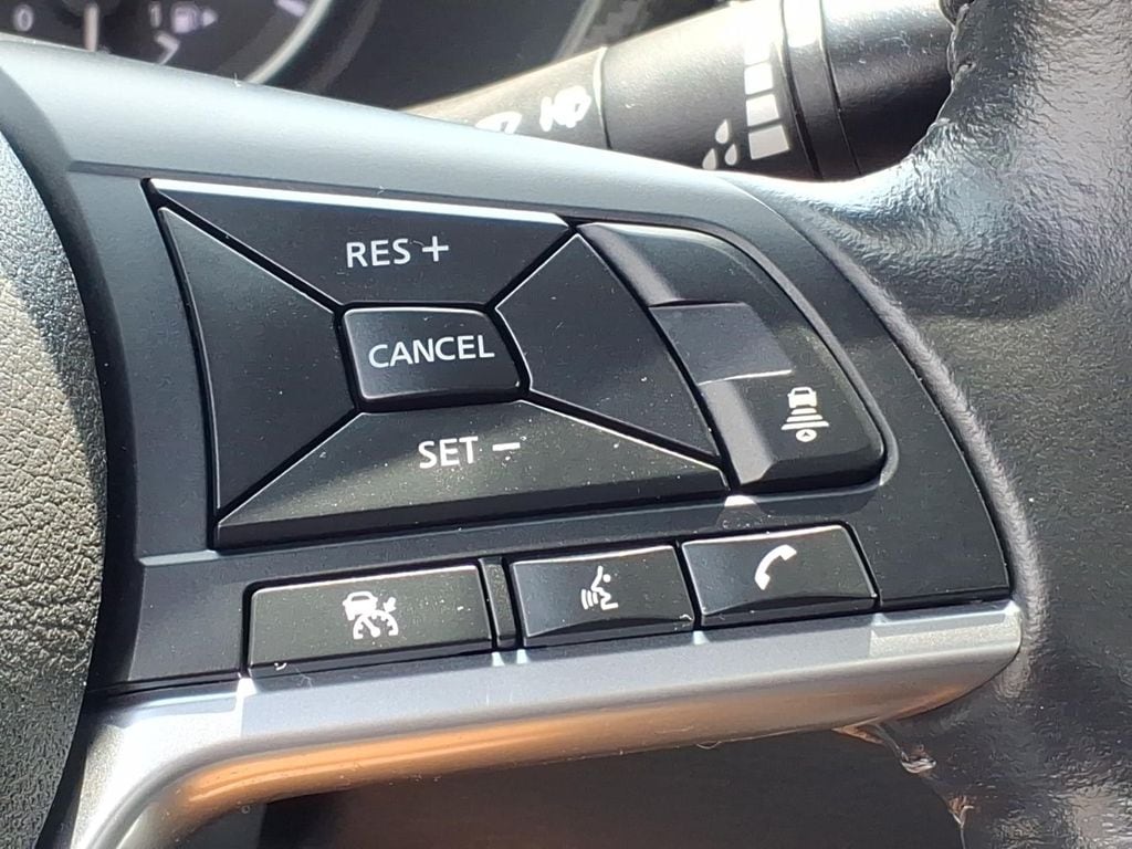 2023 Nissan Sentra SV - Photo 11