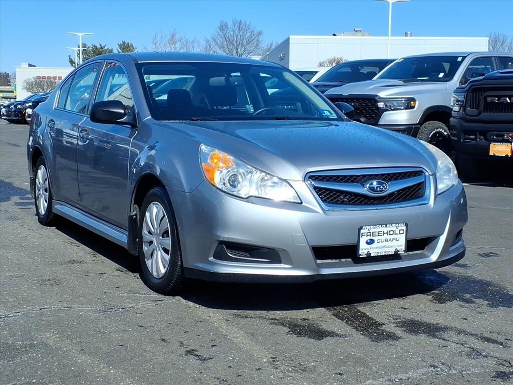 Used 2010 Subaru Legacy BASE Sedan