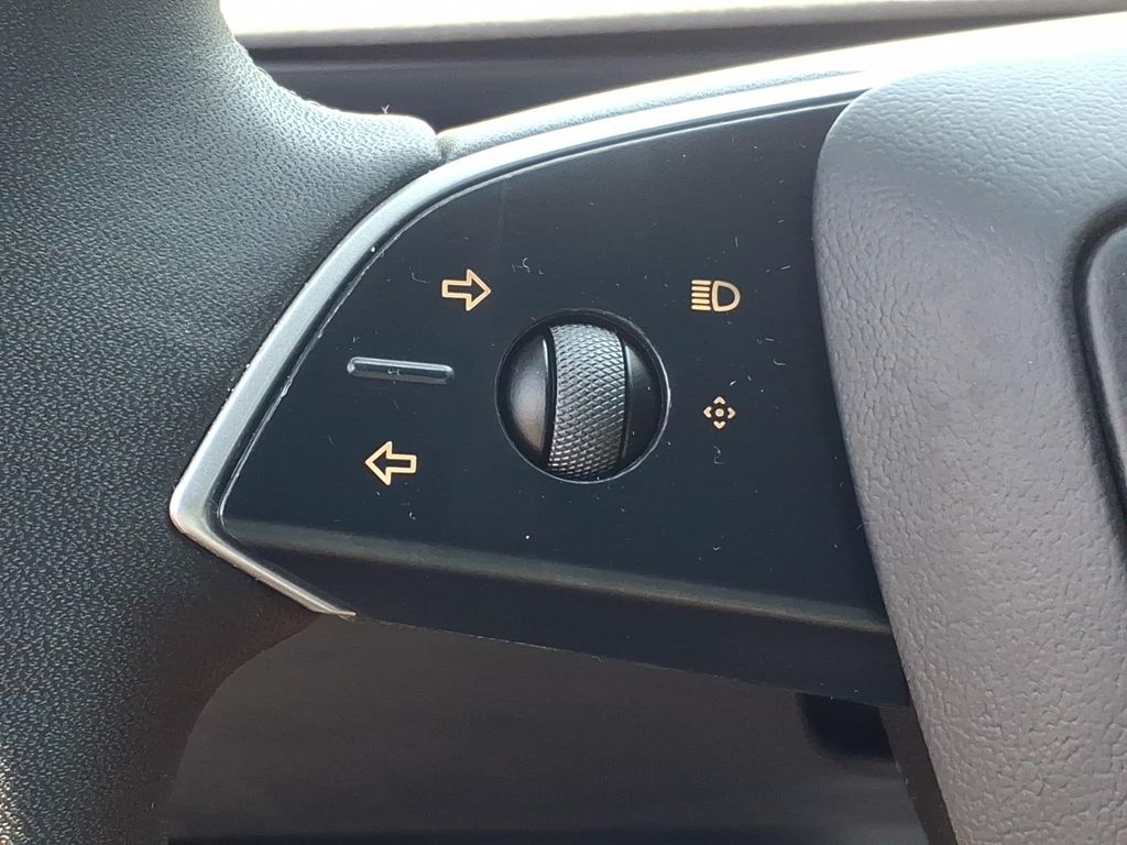 2025 Tesla Model 3 Long Range - Photo 9