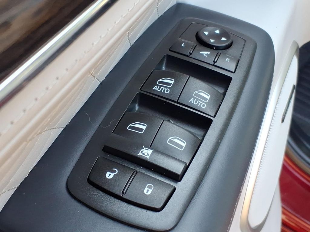 2021 Jeep Grand Cherokee Summit - Photo 14