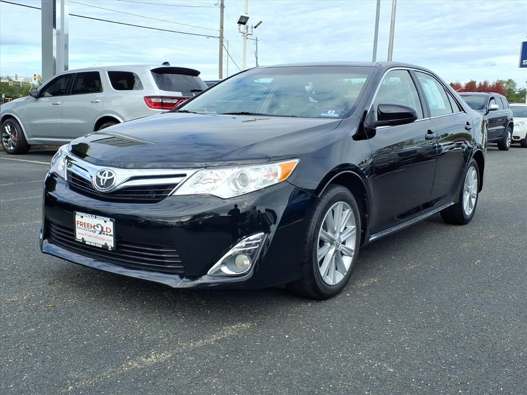 Used 2013 Toyota Camry XLE Sedan