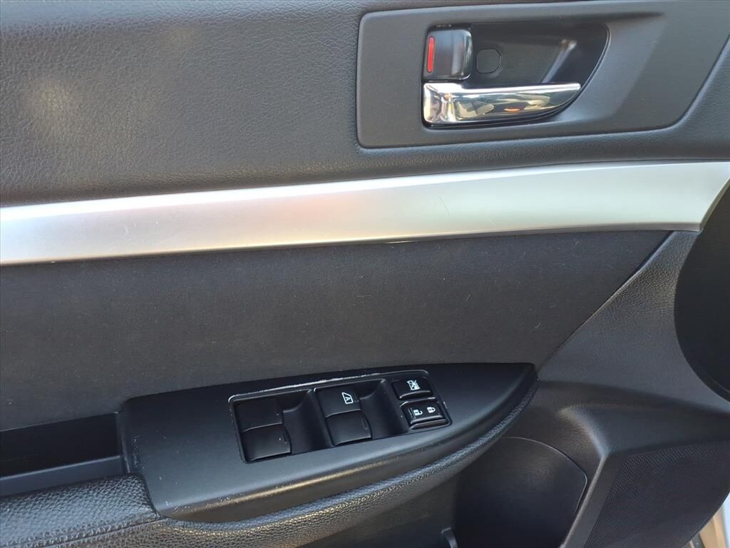 Used 2010 Subaru Legacy BASE Sedan