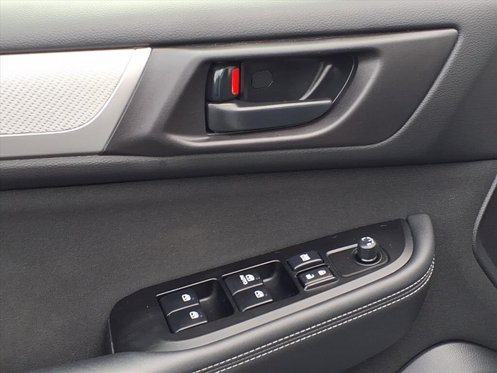 Used 2019 Subaru Outback BASE SUV