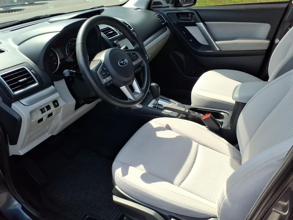 2018 Subaru Forester Base - Photo 11