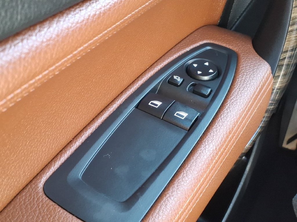 2016 BMW 2 Series M235i - Photo 13