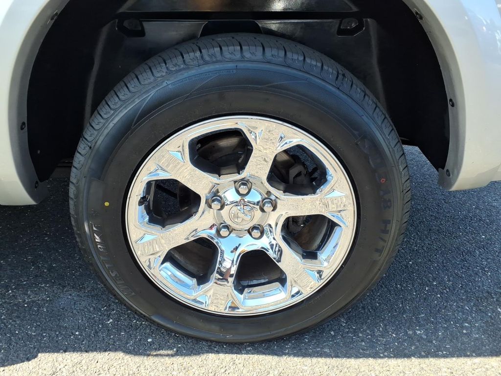 2018 RAM Ram 1500 Pickup Laramie - Photo 17
