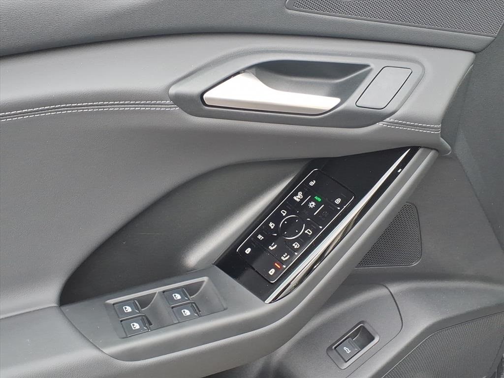 Used 2025 Audi Q6 e-tron PREMIUM PLUS SUV