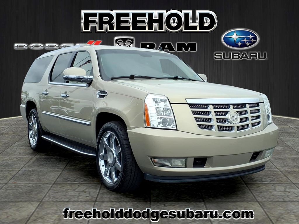 Used 2011 Cadillac Escalade ESV Luxury with VIN 1GYS3HEF7BR346146 for sale in Freehold, NJ