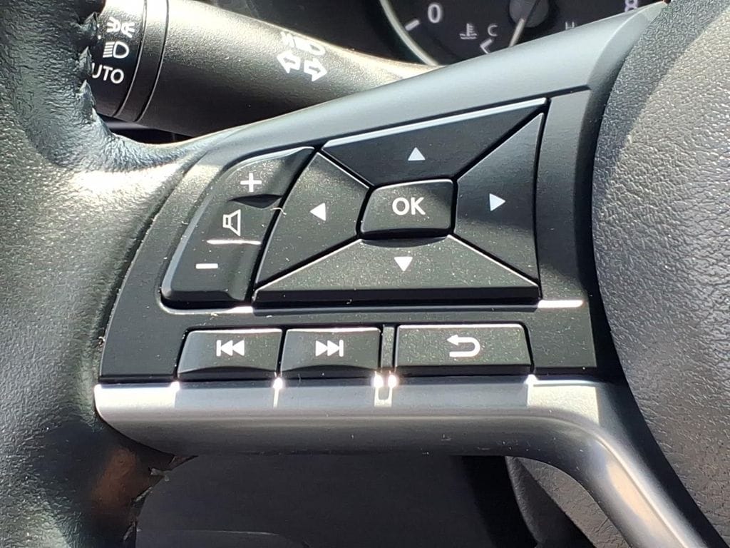 2023 Nissan Sentra SV - Photo 12