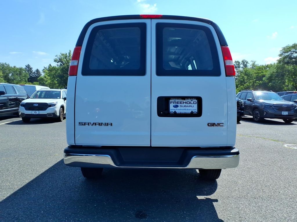 2024 GMC Savana Cargo Work Van - Photo 15