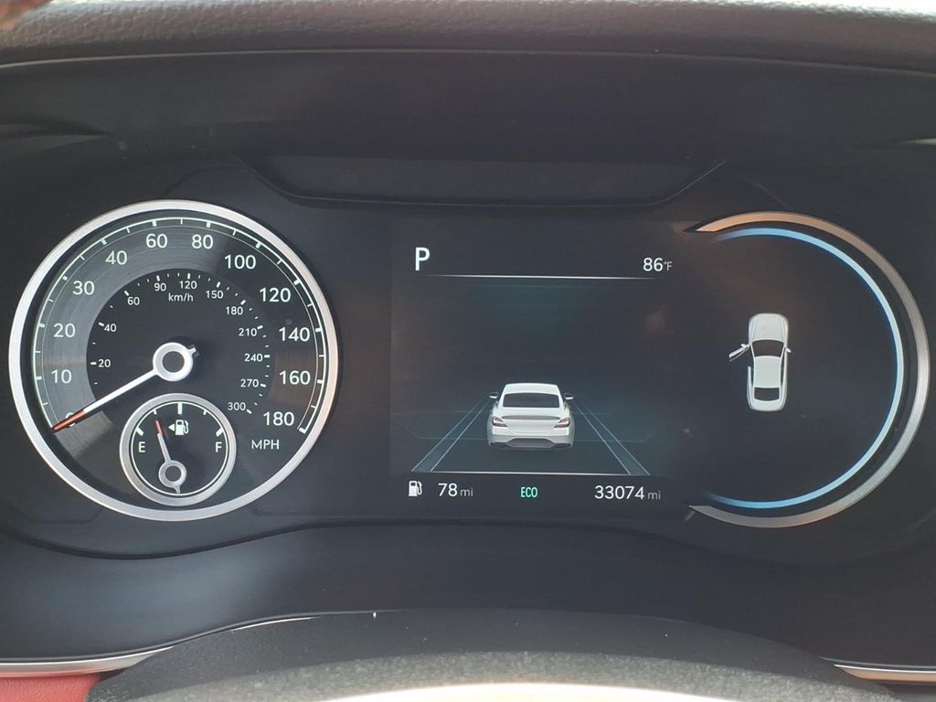 2023 GENESIS G70 Standard - Photo 6