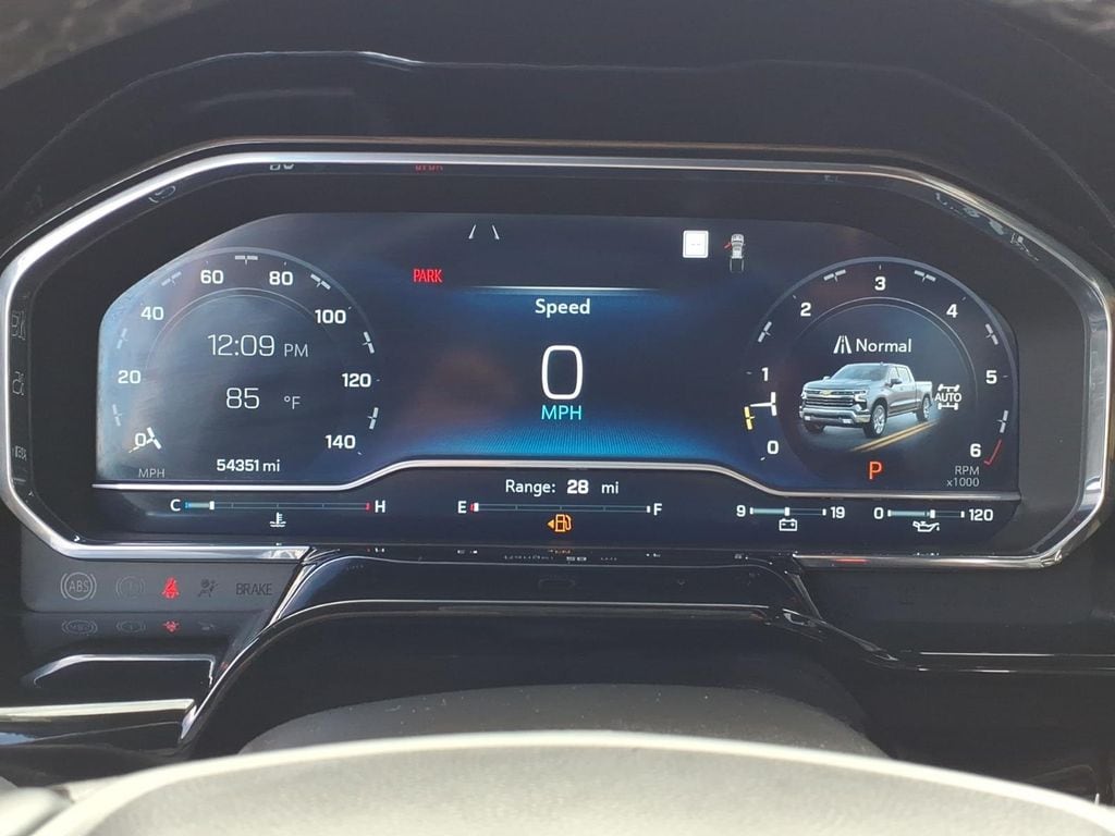 2023 Chevrolet Silverado 1500 LT - Photo 7