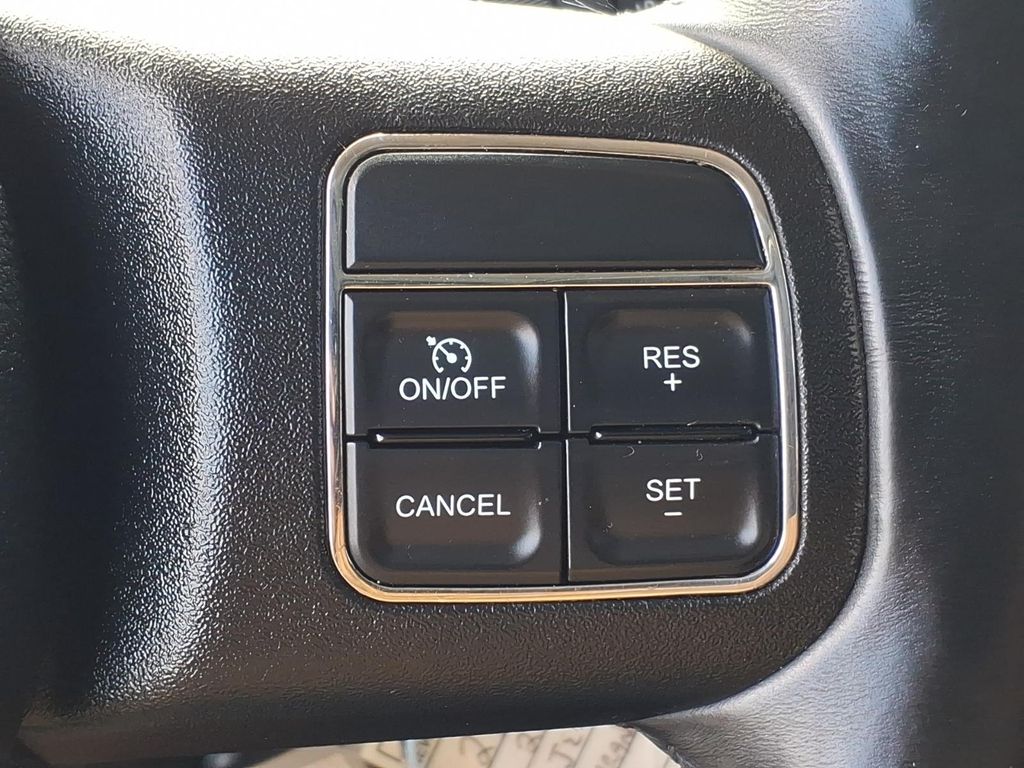 2014 Jeep Wrangler Unlimited Sahara - Photo 8