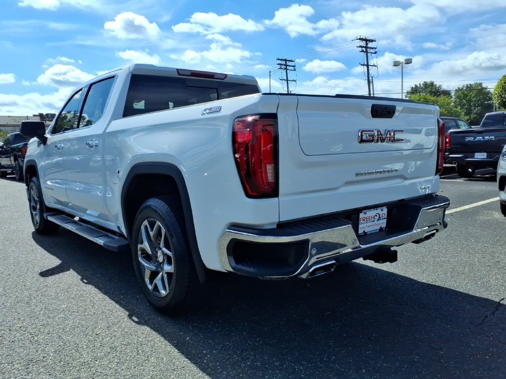 2023 GMC Sierra 1500 SLT - Photo 24