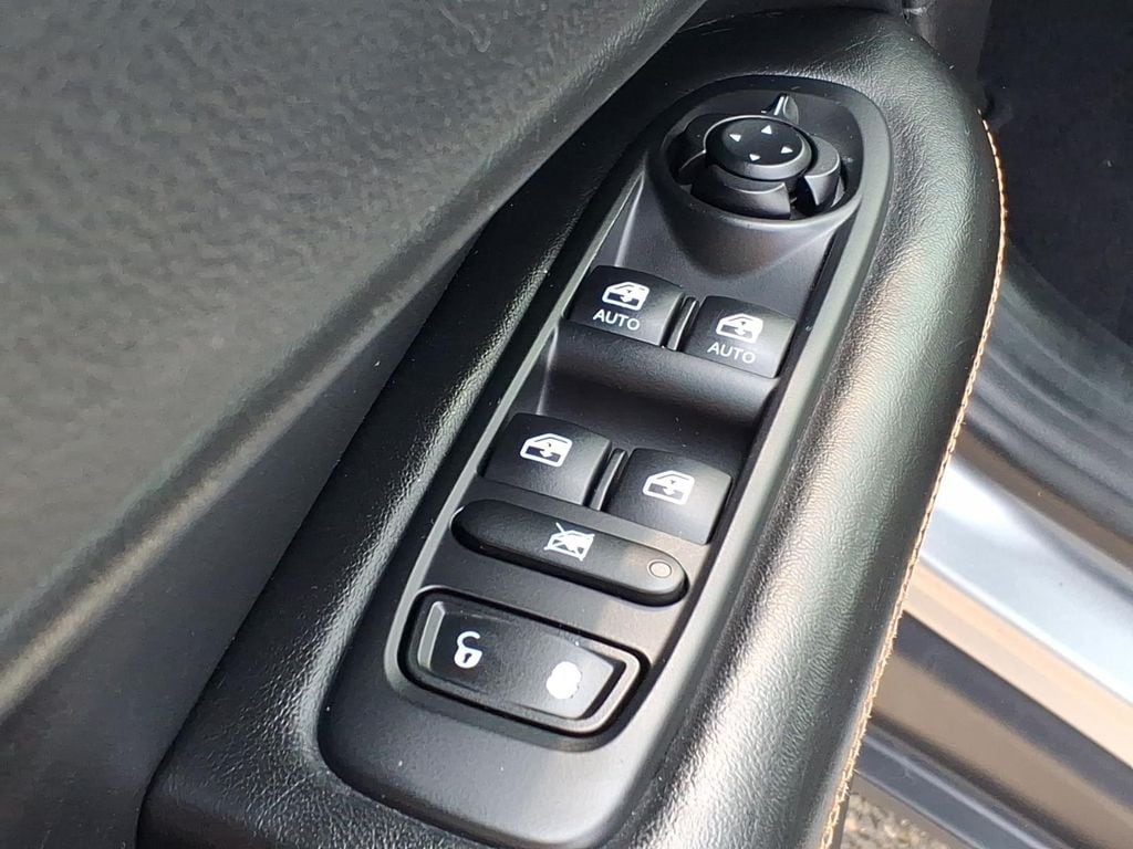 2018 Jeep Compass Latitude - Photo 12