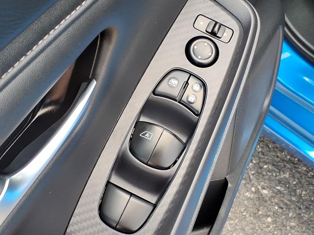 2023 Nissan Sentra SV - Photo 13