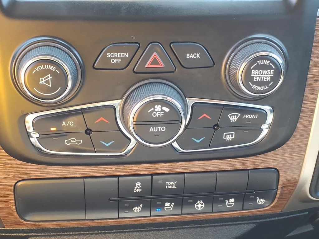 2018 RAM Ram 1500 Pickup Laramie - Photo 8