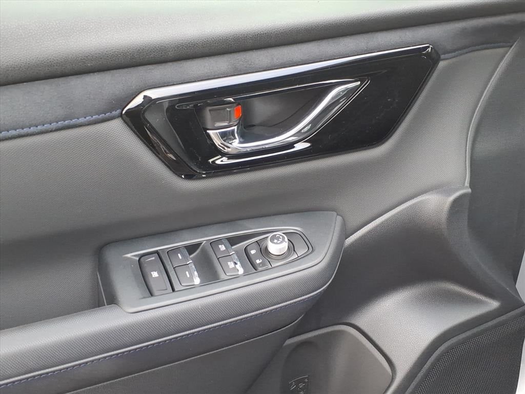 New 2025 Subaru Forester LIMITED H/K AUDIO NAVI REVERSE BRAKING SUV