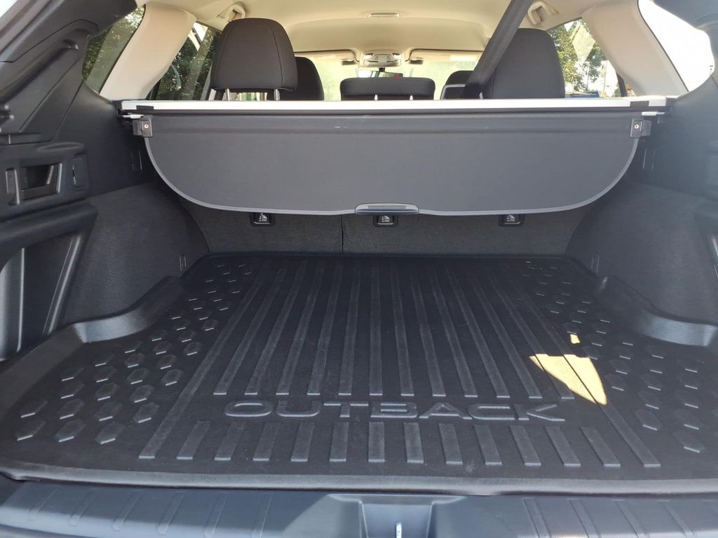 2025 Subaru Outback Premium - Photo 17