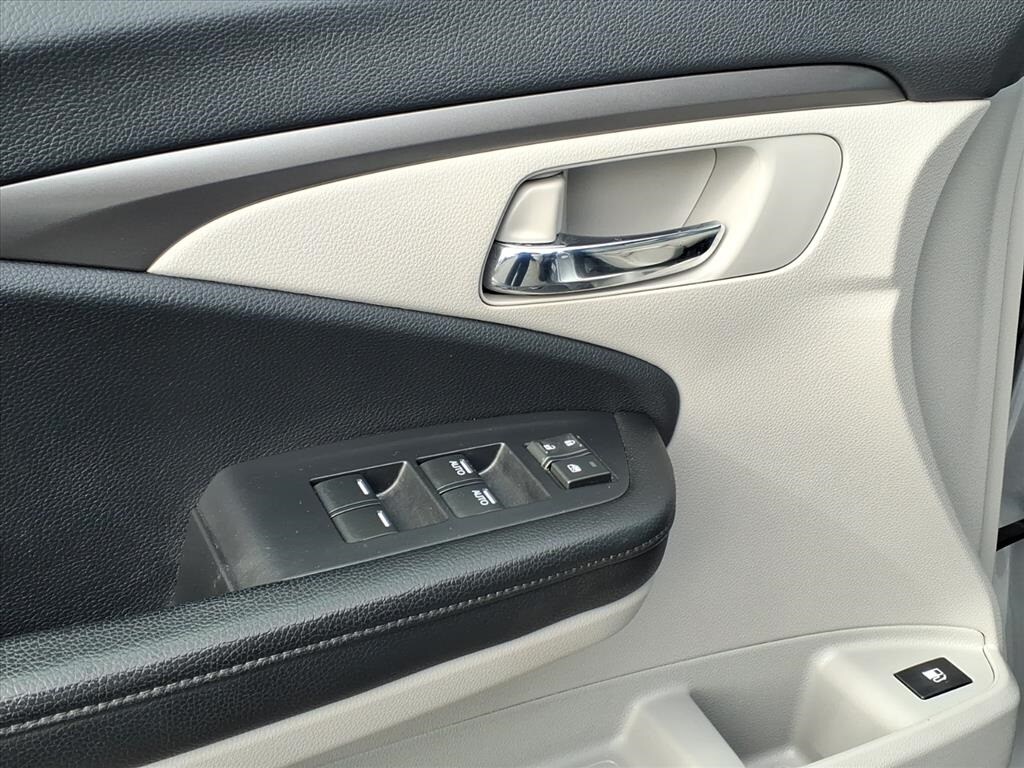 Used 2019 Honda Pilot LX SUV