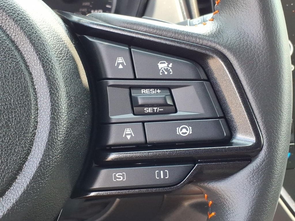 2025 Subaru Crosstrek Limited - Photo 10